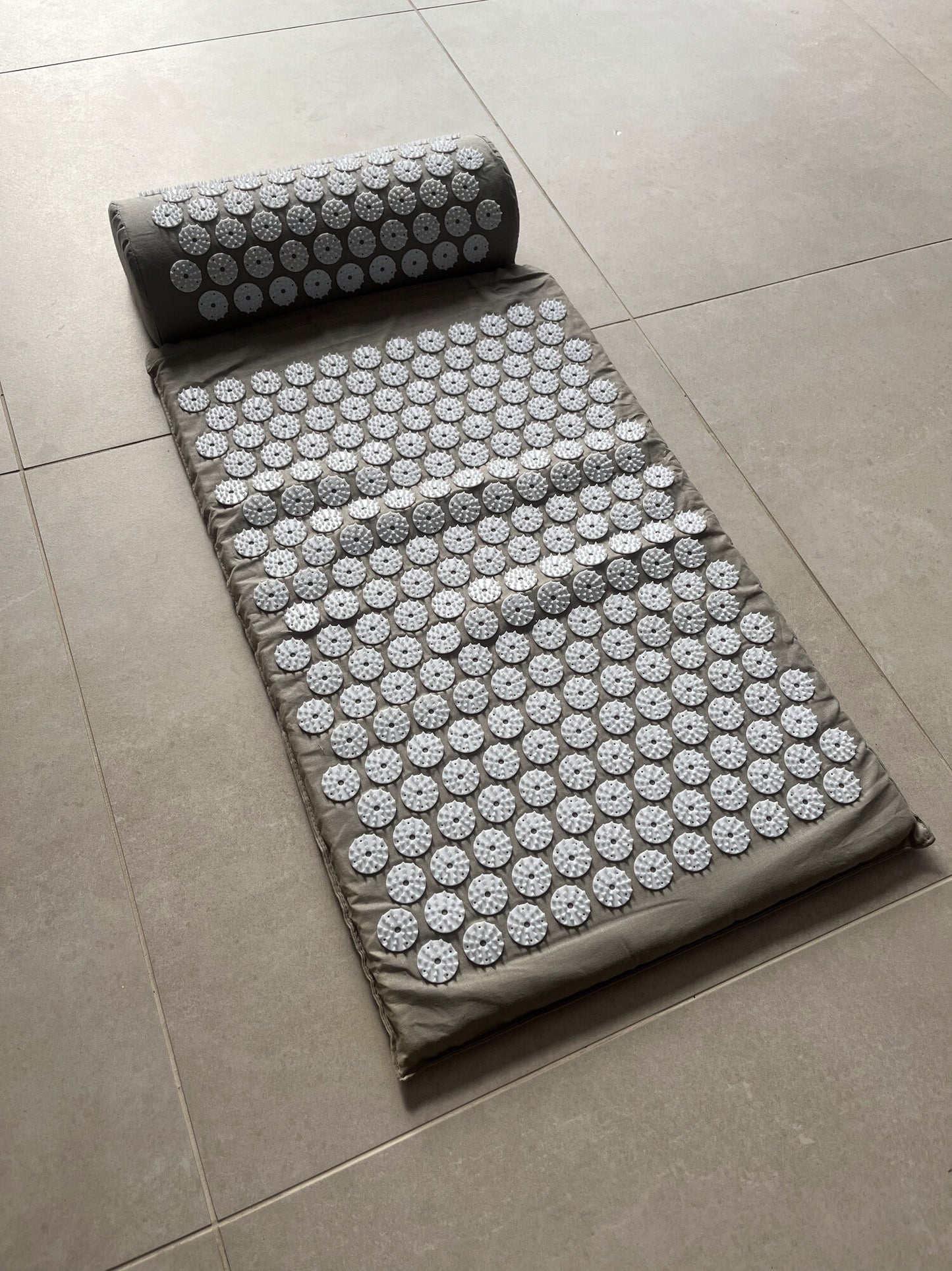 Le Rituel GRNDD — Tapis + Coussin + Masque Offert